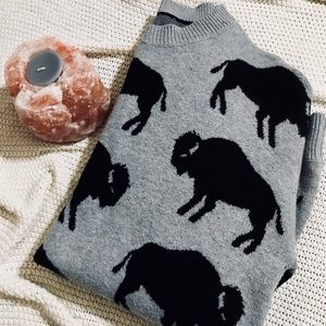 Unique Buffalo Sweater🐃